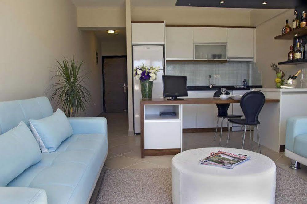 Kondo Suites Cesme Exterior foto